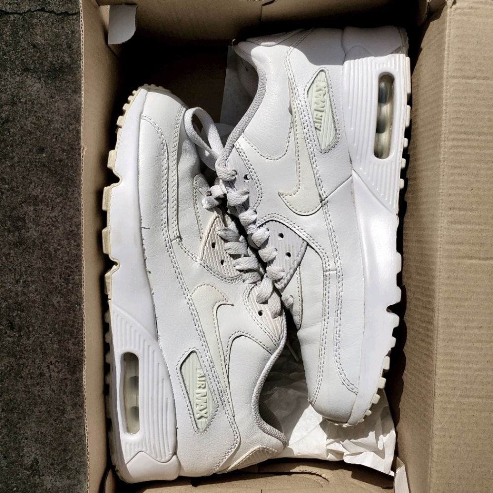 Nike Air Max 90 (White Leather) Size 6.5Y